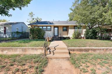 Main picture of 3142 Bickley St