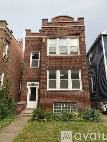 Main picture of 4023 N Spaulding Ave