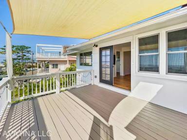 Main picture of 2330 Makanani Dr
