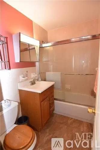 Main picture of 2301 Gerritsen Ave