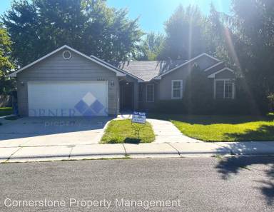 Main picture of 1948 E Laurelwood Dr