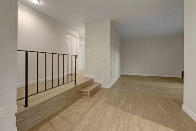 Main picture of Bayview East