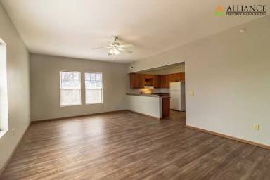 Main picture of 512 N 11th St