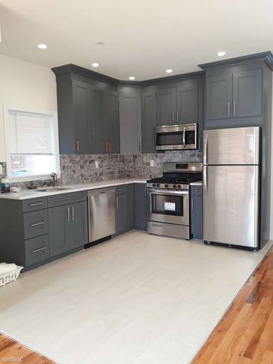 Main picture of 1951 85th St