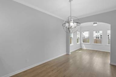 Main picture of 837 Peony Lane - 1