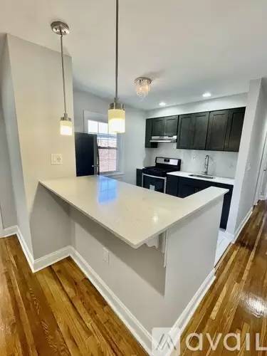 Main picture of 325 Grafton Ave