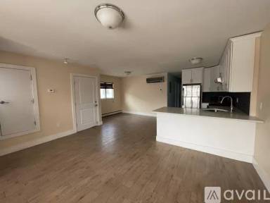 Main picture of 2756 E 64th St