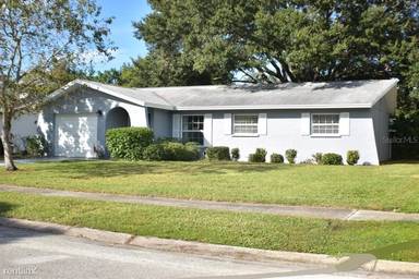 Main picture of 1606 Greenwood Dr