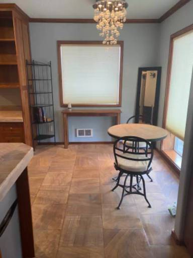 Main picture of 2560 Woodhill Way