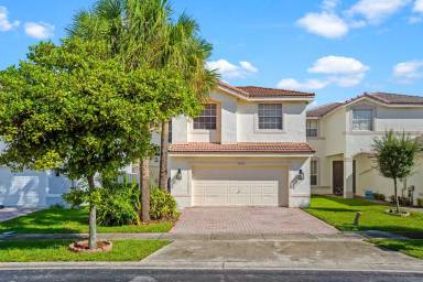 Main picture of 16255 SW 26th St