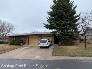 Main picture of 1600 Azalea Dr