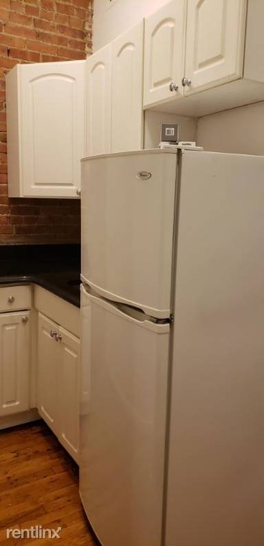 Main picture of 1734 2nd Ave