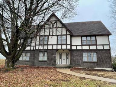 Main picture of 2602 Frederick Ave