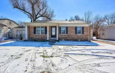 Main picture of 7414 SE 15th St