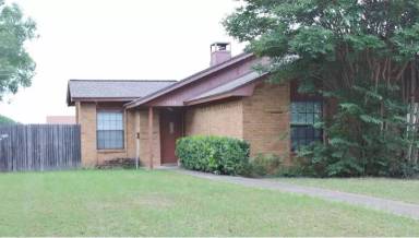 Main picture of 1734 Carrington Dr