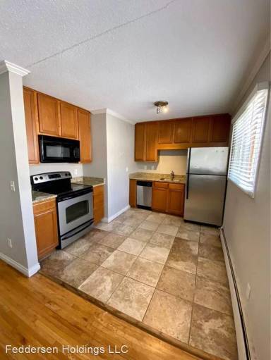 Main picture of 500 Ridgewood Ave