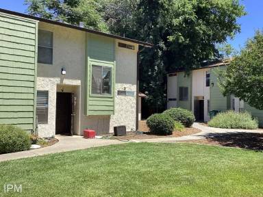 Main picture of 929 W 4th Ave