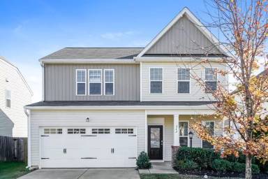 Main picture of 242 Outwater Ridge Dr