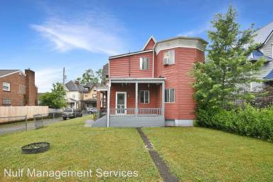 Main picture of 216 Clifton Ave