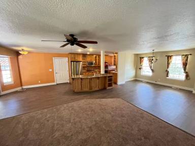 Main picture of 1510 S Cross Hollow Dr