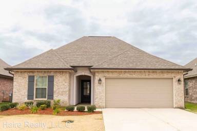 Main picture of 390 Coppice Pl