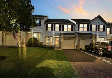 Main picture of 246 S Savanna Dr