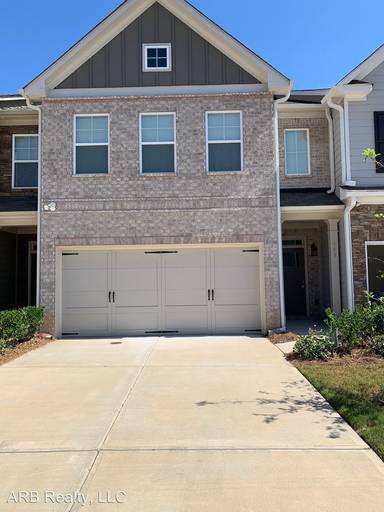 Main picture of 489 Arbor Crowne Dr