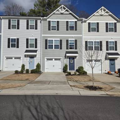 Main picture of 5919 River Landing Dr
