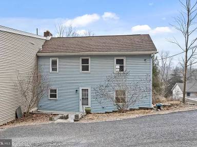 Main picture of 7 Helluva Hill Ln