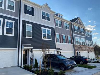 Main picture of 1011 Tuscany Ln