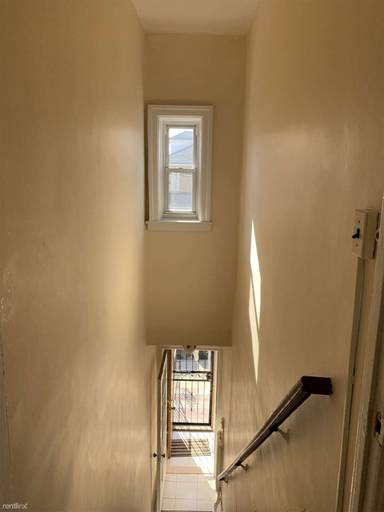 Main picture of 967 79th St