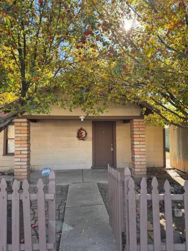 Main picture of 5 E Cottage Ave