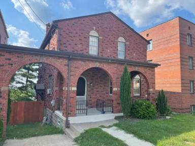 Main picture of 3846 Brownsville Rd