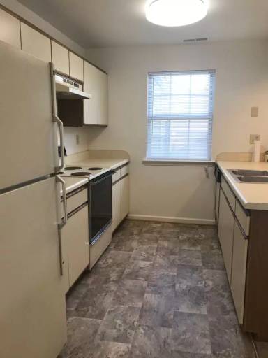 Main picture of 716 Oleander Cir