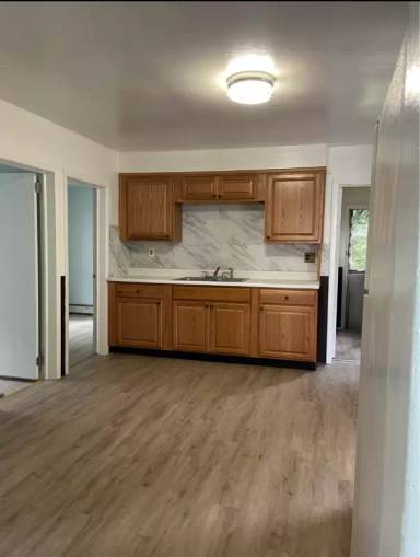 Main picture of 1830 Highland Ave