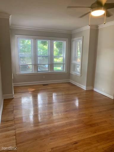 Main picture of 2500 W Pensacola Ave