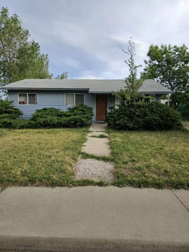 Main picture of 3130 Euclid Ave