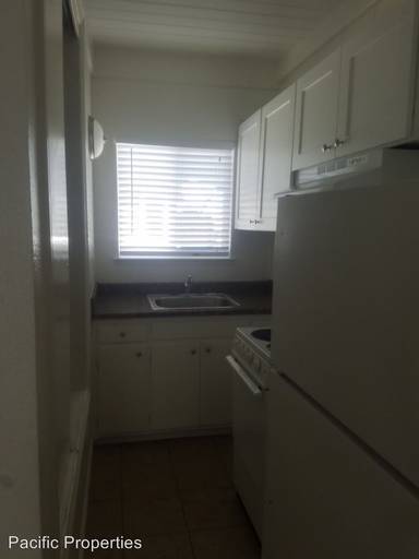 Main picture of 822 West Ave