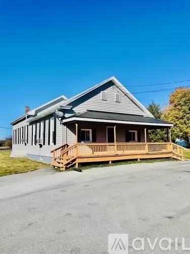 Main picture of 96 W Main St