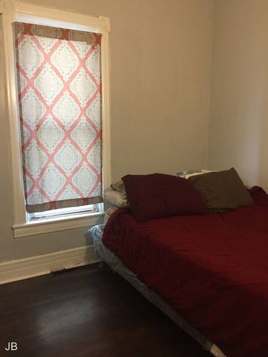 Main picture of 305 Grand St