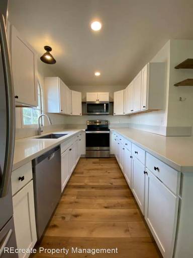 Main picture of 416 Mills Way