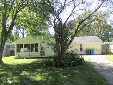 Main picture of 3101 Elmview Dr