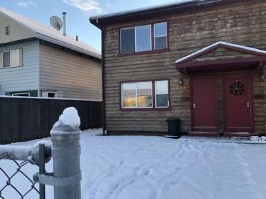 Main picture of 1245 Kennicott Ave