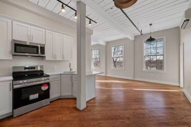 Main picture of 34 Tremaine St