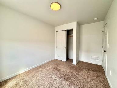 Main picture of 701 Snow Ghost St