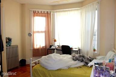 Main picture of 463 Park Dr
