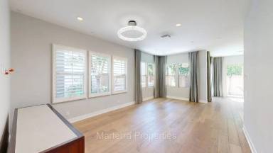 Main picture of 2111 Harper Way