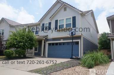 Main picture of 3776 Dinosaur St