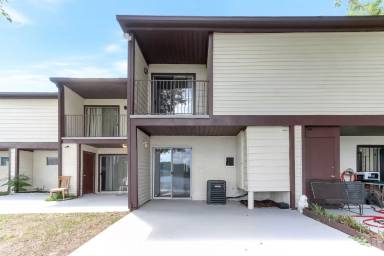 Main picture of 3960 Crayrich Cir
