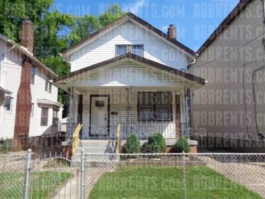 Main picture of 536 Orient Ave
